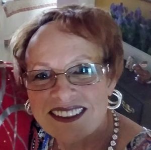 Meet your Posher, Kay